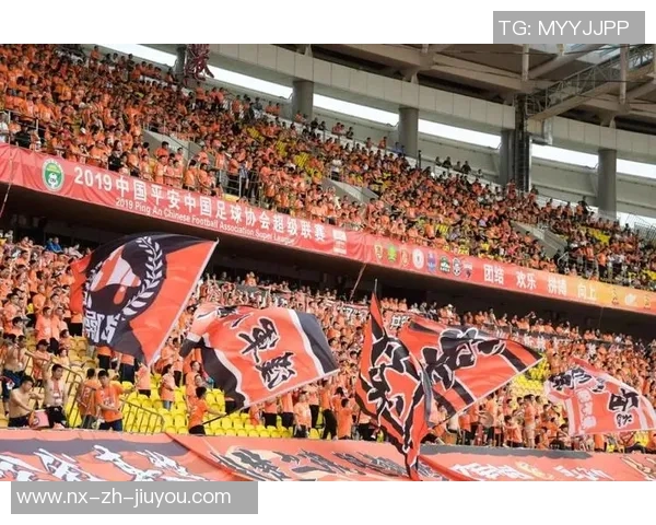 新疆足球队主场的魅力与挑战探索足球文化的热情与发展